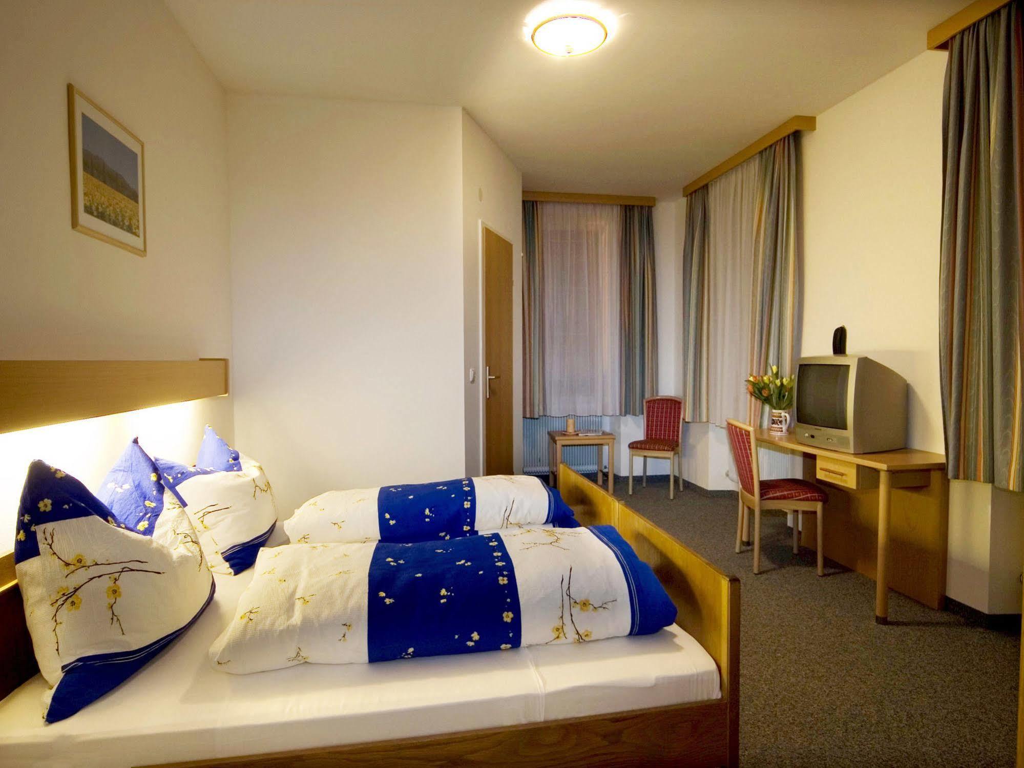 Hotel Gasthof Stefansbruecke Mutters Exterior photo
